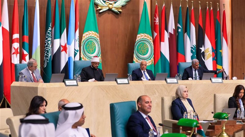 امين مجمع البحوث
