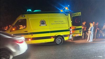 إصابة 5 أشخاص في حادث انقلاب سيارة ميكروباص بطريق فاقوس الصاحلية 