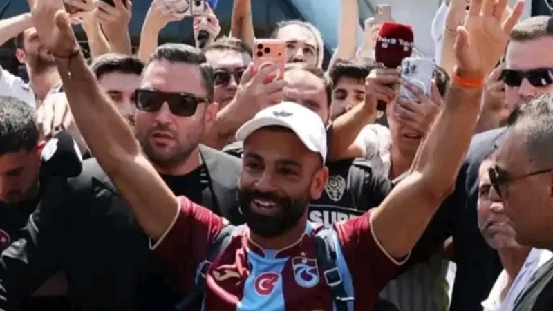 الاستقبال الأسطوري