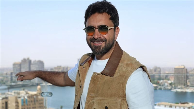نادر الاتات