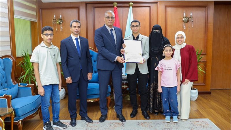 تكريم محافظ كفر الشيخ
