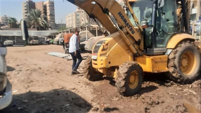 شركة مياة الشرب تواصل اصلاح كسر بخط مياة بشبرا الخيمة بالقليوبية 