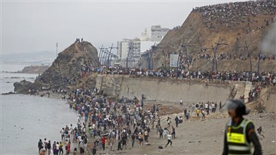 طائرات مسيرة وآلاف الأمن.. المغرب يحبط محاولة هجرة جماعية إلى سبتة