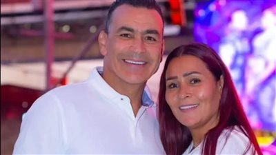 «حبيبتي وأمي وسندي».. رسالة رومانسية من عصام الحضري لزوجته في عيد زواجهما