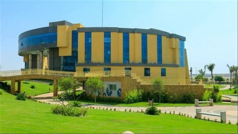 جامعة بدر بأسيوط
