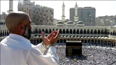 «صلاحيتها سنة والإقامة محددة».. تفاصيل تأشيرة العمرة المتعددة للمصريين|خاص