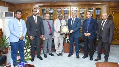 وفد سوداني يزور رئيس جامعة الأزهر لبحث سبل التعاون بين الجانبين