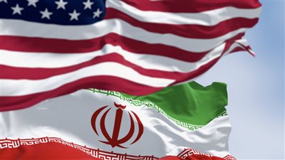 رضائي: الدول المشاركة في الحرب الاقتصادية على إيران تعامل كـ عدو