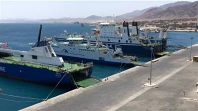 14 ألف طن بضائع و742 شاحنة و157 سيارة حجم التداول بموانئ البحر الأحمر