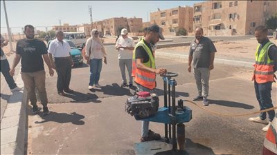 استلام ابتدائي لأعمال خطة الطرق بمدينة طور سيناء للعام المالي 2025/2026