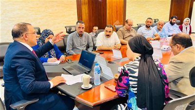  الرعاية الصحية ببورسعيد يواصل تطبيق «العمل عن بُعد» واجتماع غرفة الطوارئ 