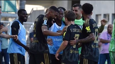 يوفنتوس في غياب عمر فايد يفتتح مشواره بالكالتشيو بفوز قاتل على فروزينوني