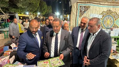 نقيب المهندسين يفتتح معرض «العودة للمدارس» بنادي المهندسين بالبحر الأعظم