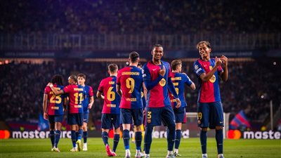 برشلونة يجري تغييرات بالجملة في التشكيل أمام فينورد.. موقف حمزة عبد الكريم