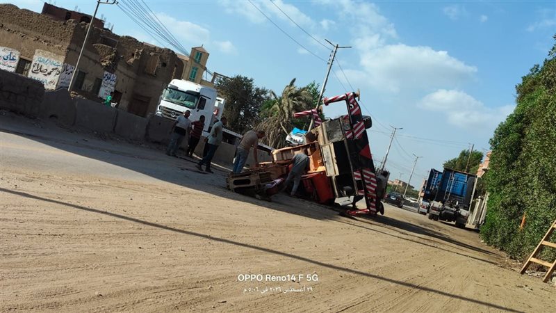 جانب من الطريق