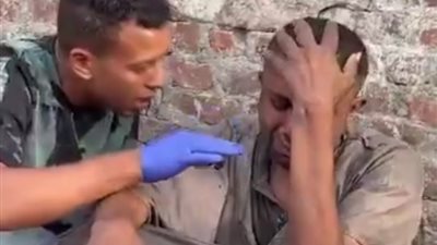خريج أزهر ينتظر الموت في الشارع.. وصانع محتوى يتدخل لإنقاذه