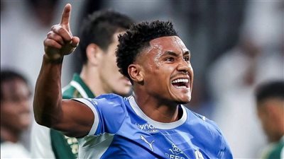 نجم الدوري الإنجليزي يتغنى بالدوري السعودي ويضعه في مصاف الدوريات العالمية