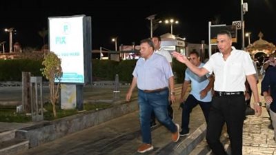 محافظ جنوب سيناء في جولة ميدانية يتفقد بها خليج نعمة بشرم الشيخ