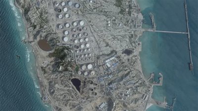 بعد تهديدات ترامب.. الولايات المتحدة تهاجم ناقلة نفط بالقرب من جزيرة خارك