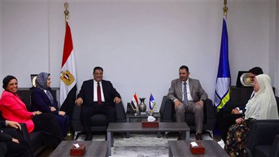 محافظ دمياط يتابع أعمال تقييم المشروعات المتقدمة بالمبادرة الوطنية للمشروعات