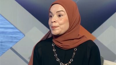  مها يوسف تحذر من استخدام الهاتف المحمول والتلفزيون والكمبيوتر قبل النوم