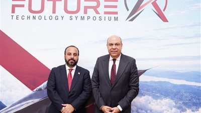 وزير الطيران يبحث مع رئيس LACAC تعزيز التعاون وتوظيف الذكاء الاصطناعي بالطيران