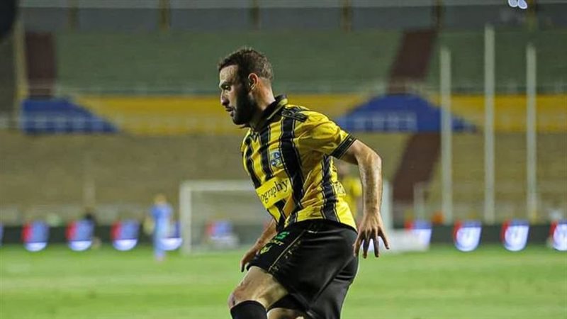 عمر كمال عبد الواحد