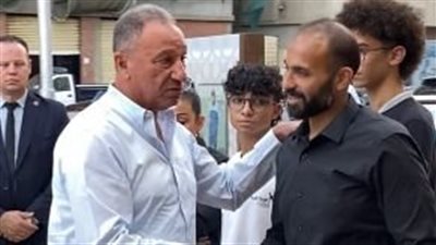 بحضور الخطيب وفاروق جعفر.. نجوم الكرة يقدمون واجب العزاء لأسرة أحمد عبدالباقي