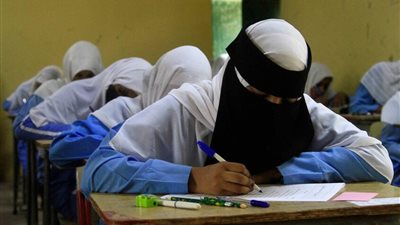 أبناء قيادات الدعم السريع يثيرون جدلا بعد أداء امتحانات الثانوية في الخرطوم