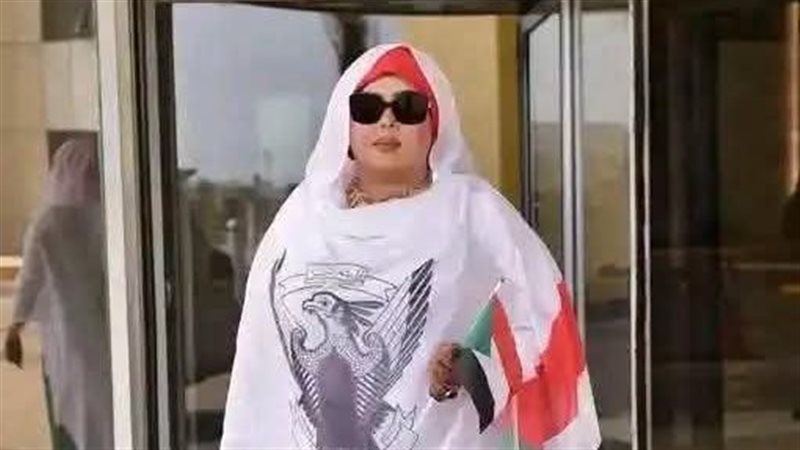 المغنية السودانية