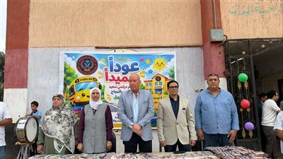 رئيس مدينة كفر شكرومدير الإدارة ورئيس مجلس الأمناء يتفقدون مدرسة الرسمية للغات