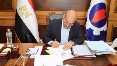 محافظ السويس يعتمد نتائج تقييم مشروعات المبادرة الوطنية للمشروعات الخضراء