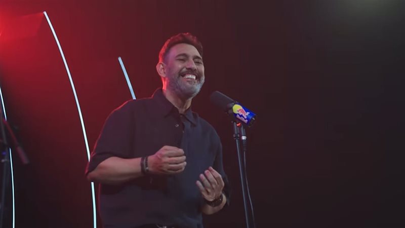 عمرو مصطفى 