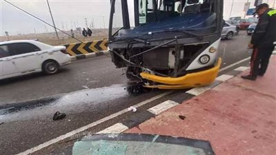 إصابة 6 سيدات إثر تصادم أتوبيس بعمود على طريق مزلقان الدبايبة بالمنوفية