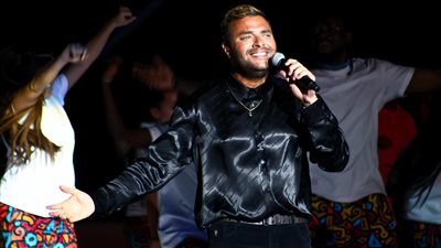 رامي صبرى يخطف الأنظار من أرض مصر فى إفتتاح كأس أمم إفريقيا