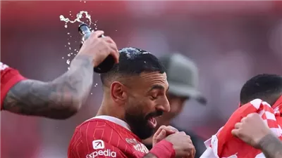 محمد صلاح يرفض الاحتفال بالخمور بعد تتويج ليفربول بالدوري