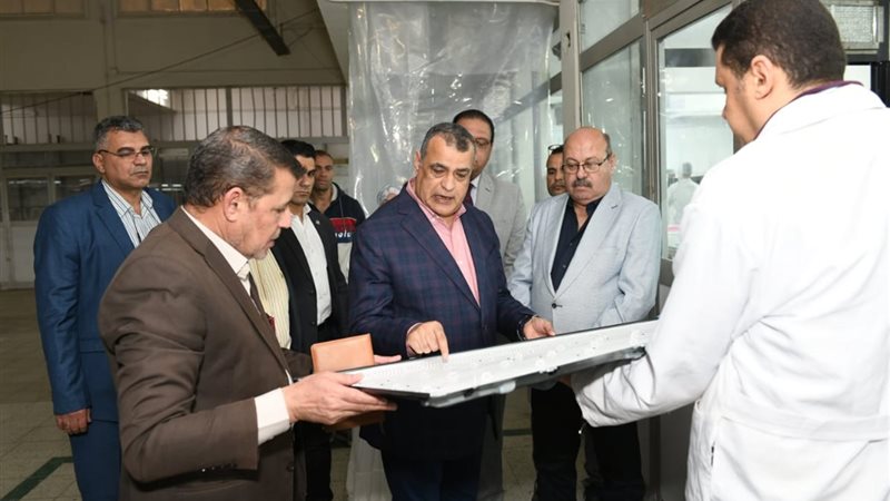 وزير الانتاج الحربي