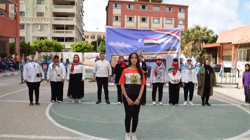 جانب من العرض الفني