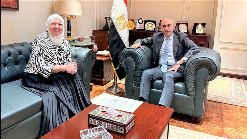 صورة من اللقاء