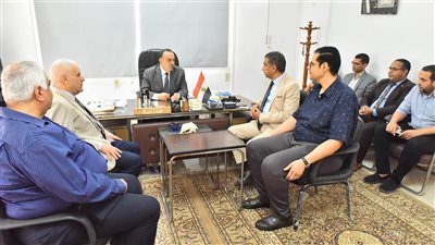محافظ أسيوط يتفقد الجهاز المركزي للمحاسبات ويشيد بدوره في تعزيز الرقابة