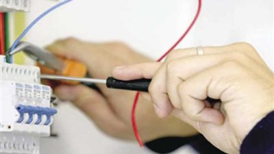 شرطة الكهرباء تضبط 4243  قضية سرقة تيار كهربائي خلال 24 ساعة