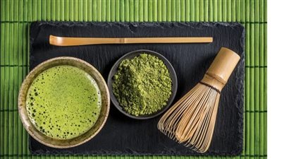 شاي الماتشا يعود إلى الواجهة: حليفٌ جديد في معركة الوزن الزائد؟