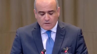 السفير حاتم عبد القادر: إسرائيل تصر على انتهاك القانون الإنساني الدولي بفلسطين