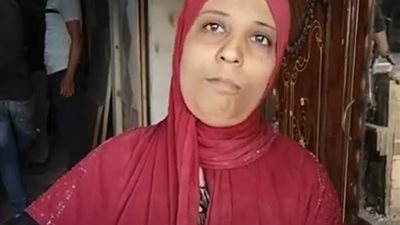 شقيانة من صغرها.. رشا سمير: بقالي 15 سنة شغالة نجارة عشان أساعد جوزي