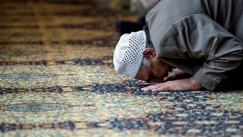 صلاة الرجل في المنزل