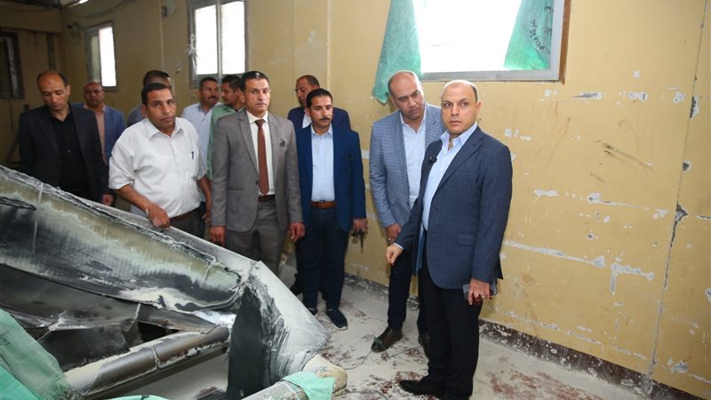 محافظ كفرالشيخ خلال