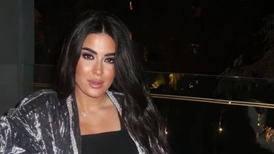 باللون الأسود.. ميرنا نور الدين تشارك جمهورها بأحدث إطلالة لها