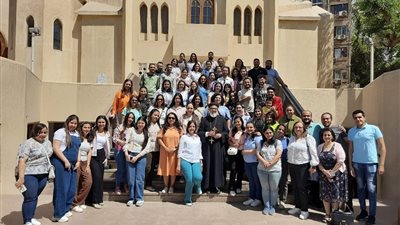 «إيبارشية المعادي» تدمج الذكاء الاصطناعي في التعليم الأرثوذكسي بحضور 68 خادمًا