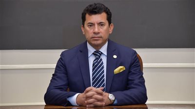 وزير الرياضة: سيتم تحديد السقف المالي لتعاقد الأندية مع اللاعبين