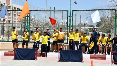 800 طالب وطالبة في فعاليات اللقاء الرياضي بجامعة قناة السويس